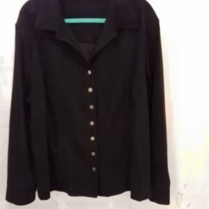 Women's NWOT black faux suede jacket, size 18/20.